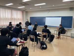 卒業生による進路セミナー